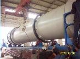 巴西污泥烘干機車間吊裝